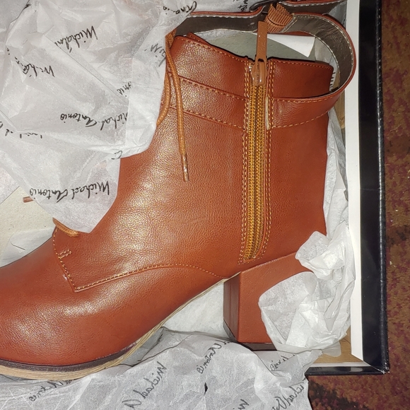 Size 11 woman dress boots - Picture 1 of 2